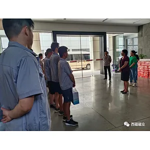 Leaders of federation of trade unions came to  Magspring to sent  their greeting and appreciation