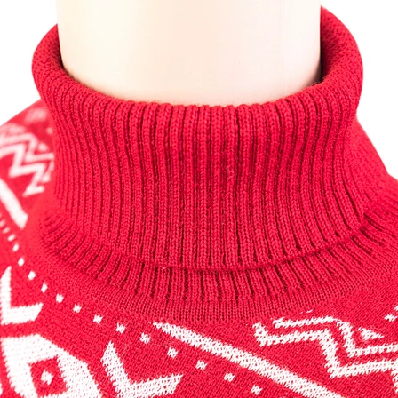 the collar of the Christmas Wool Sweater
