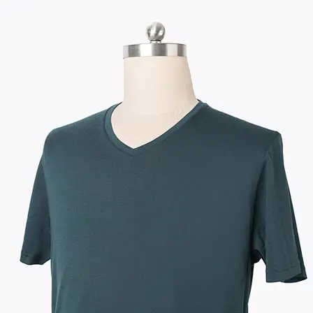 the collar of the Mens merino wool t-shirt
