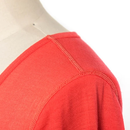 the detail of the Merino Base Layer