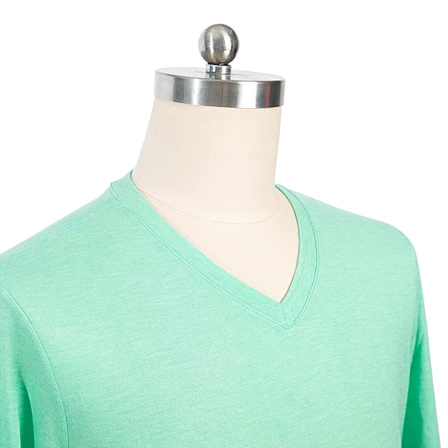 the collar of the Mens Merino Wool Blend T-shirt