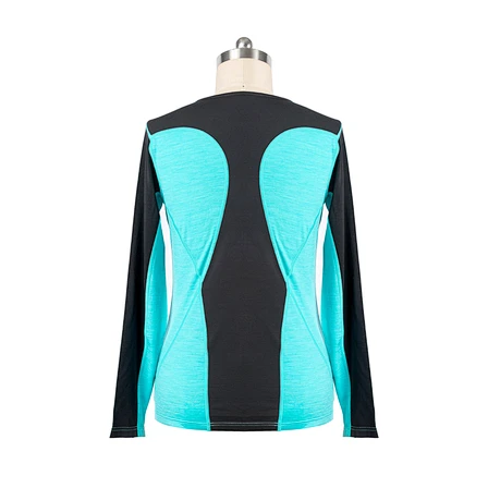 the back of the Womens Long Sleeve Merino Shirt