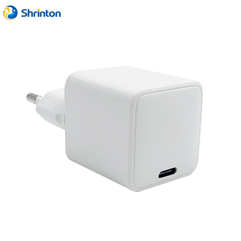 2022 Factory OEM ODM with Certificate PD Travel Charger Adaptor Wall Portable Charger Type Gan 30W PD charger for Mobile Phone