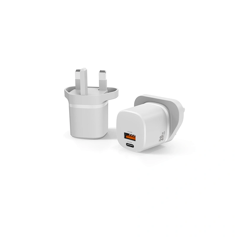 2022 Travel Phone Charger  Constant voltage current Type c and Usb-c Wall power adapter Gan 20W For Phone