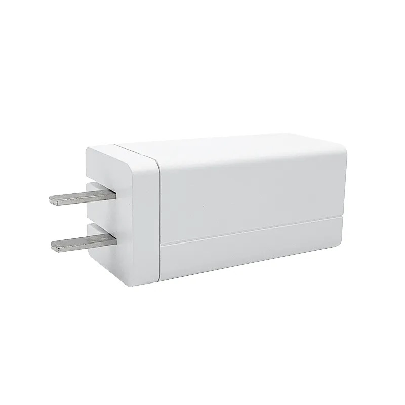 Molde privado 4 puertos USB tipo C cargador de puerto 5V 3.5A 8V 2.5A 10V 2A 12V 1.6A 20W Max para Iphone 12 13