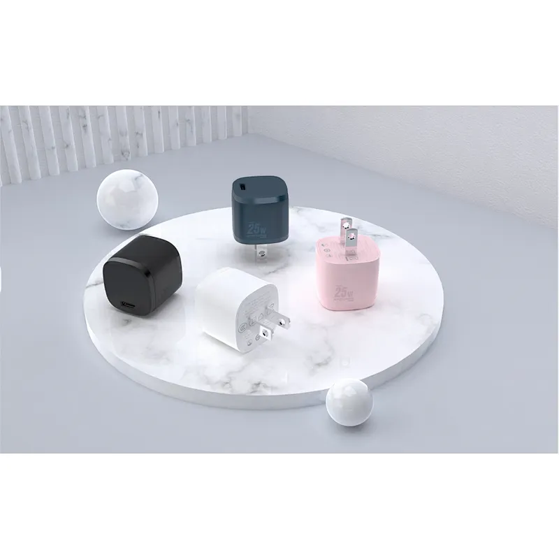 For iphone Ipad 25W mini portable fashion gallium nitride PD 25W USB C fast wall phone GAN home charger