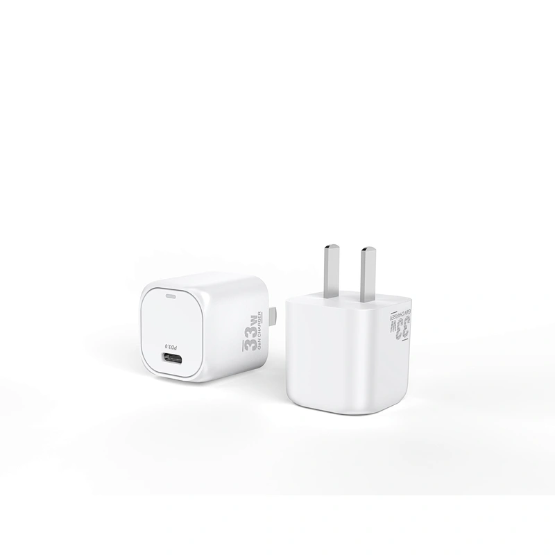 Mobile phone fast charger  Gan 33W Single Port charger 5V3A 9V2.8A 12V2A 15V1.8A 20V 1.5A 33W  max With 2 Years Warranty