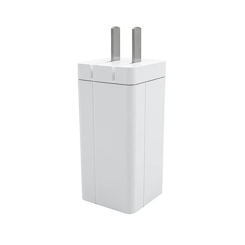 Private mold 4 USB ports Type C port charger 5V 3.5A 8V 2.5A 10V 2A 12V 1.6A 20W Max for Iphone 12 13