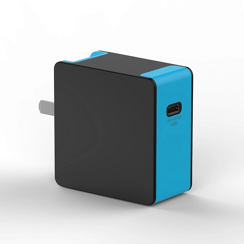 Hot selling OEM travel PD3.0+QC3.0 high efficient fast charger 45w USB  mobile phone adapter for home