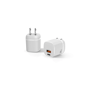 2022 Travel Phone Charger  Constant voltage current Type c and Usb-c Wall power adapter Gan 20W For Phone