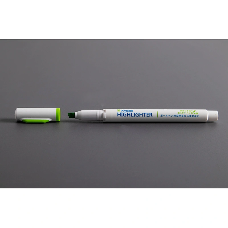 Soft chisel tip highlight marker