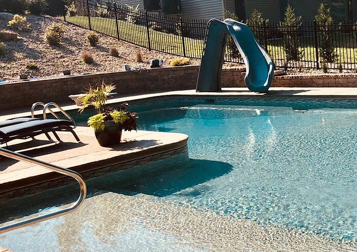 HOW TO CREATE THE ULTIMATE BACKYARD POOL OASIS