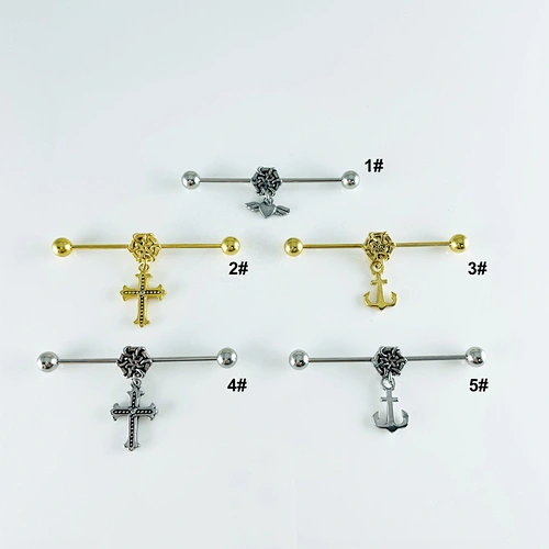 perforación de la joyería del oído