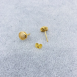 trendy stud earrings