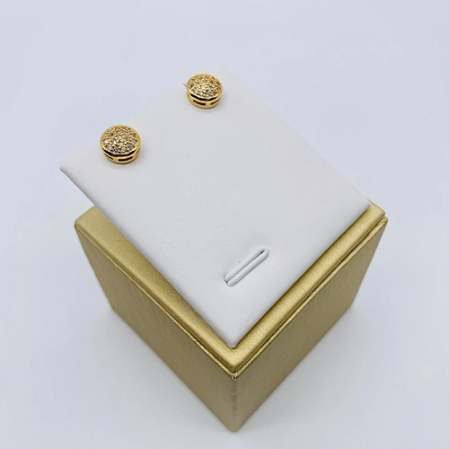 trendy stud earrings