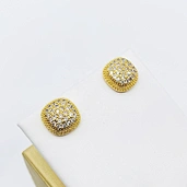 small round stud earrings