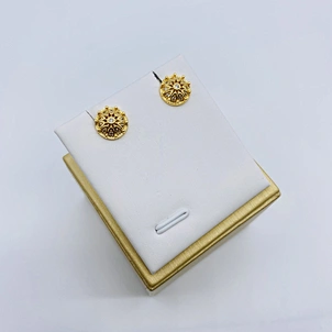 Pendientes tachuelas lisos