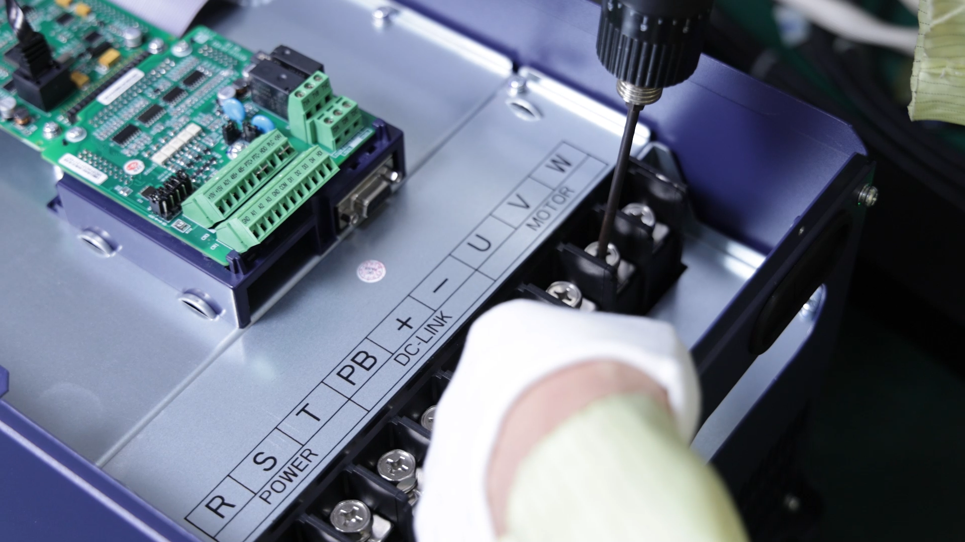 three phase variable frequency inverters factory supplier