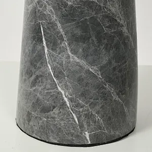Arc metal lampshade table lamp