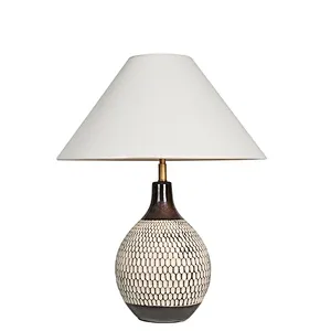 Wabi-Sabi pottery moulded honeycomb simple retro table lamp for living room
