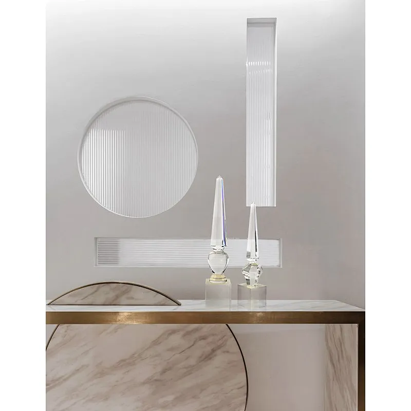 Solid crystal glass obelisk