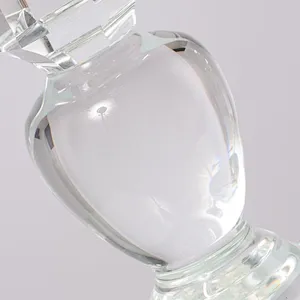 Solid crystal glass obelisk
