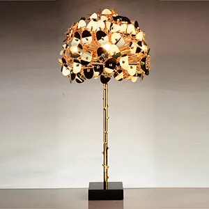 Modern style leaves tree sculpture curly steel desk table lamp for livingroom home décor