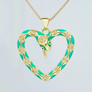 Fashion Style Heart Shaped Pendants Bracelet Necklace Pendant  DIY Bracelet Making Jewelry CZ Snake Heart Shape Pendant Charms