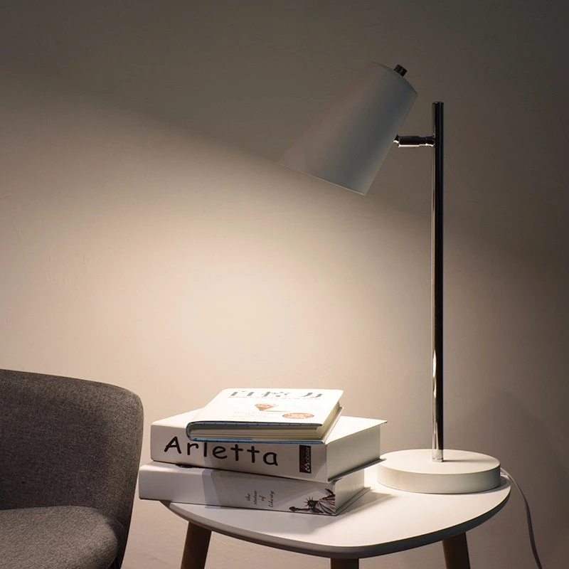 Modern home office decoration white and black painting iron desk lamp table light