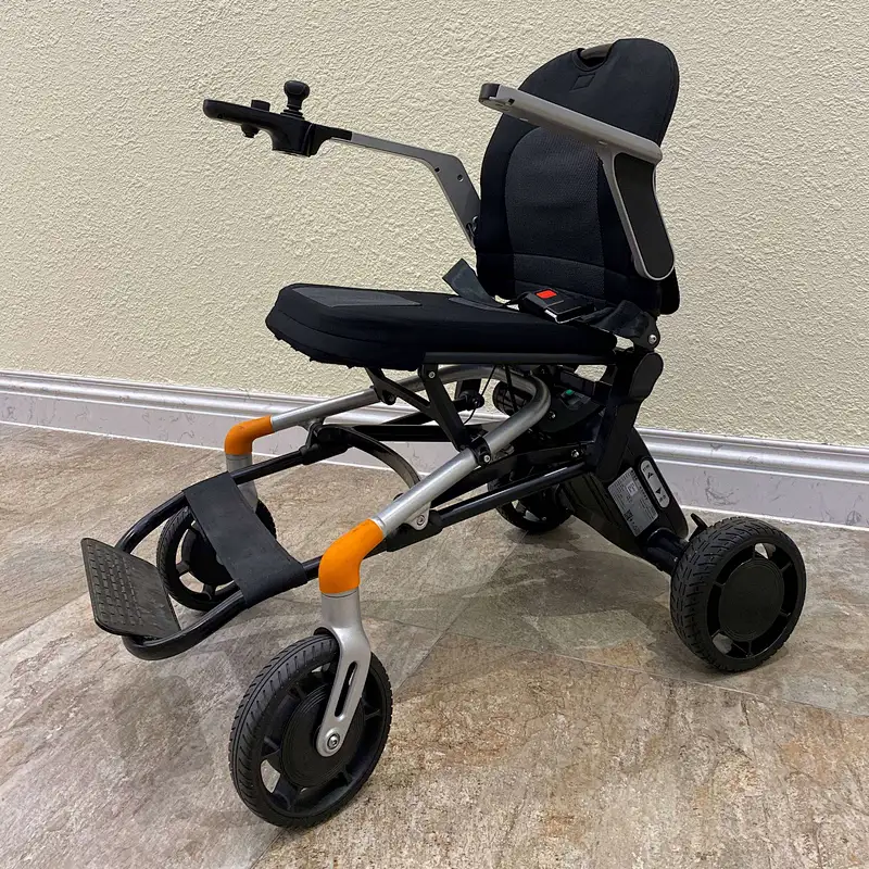 Electric wheelchair