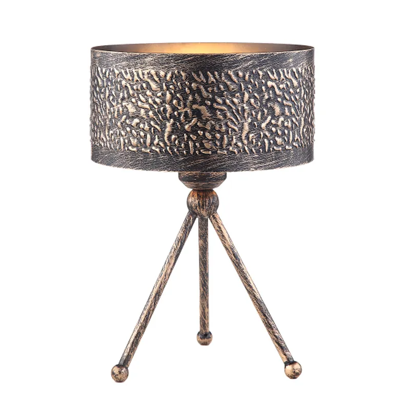 American retro features iron table lamp with E27 lampholder