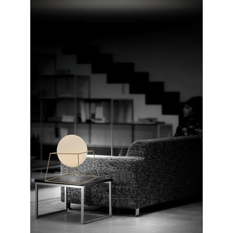 Nordic characteristic modern white glass table lamp