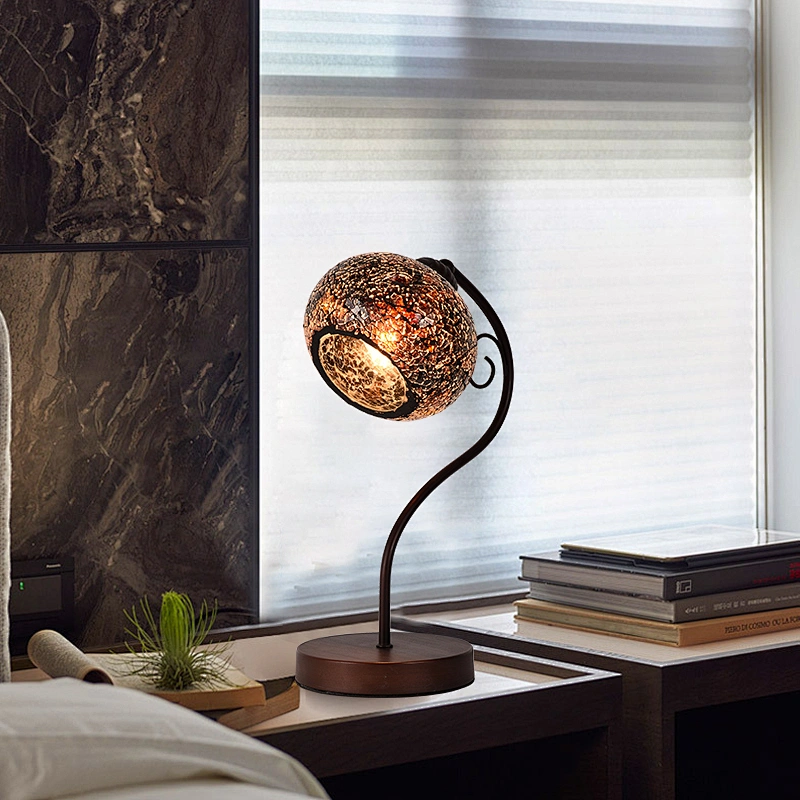 2022 beautiful characteristic fancy glass table lamp