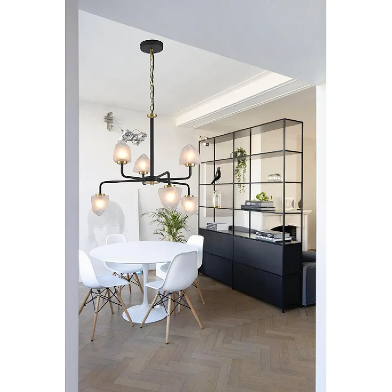 2022 Chinese modern luxury 8 lights chandelier with beautiful glass