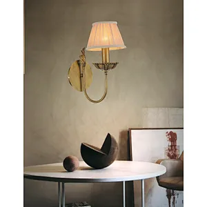 European traditional classic antique brass wall lamp