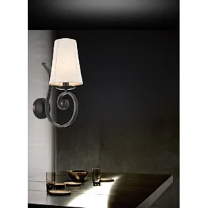 Nodric classic retro feature wall lamp in China