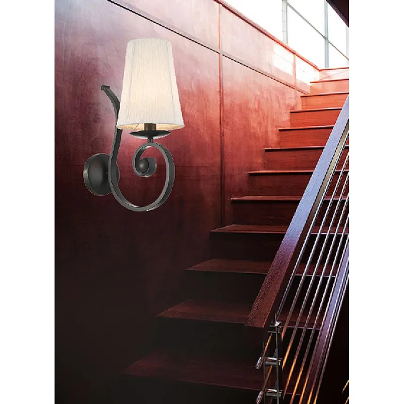 Nodric classic retro feature wall lamp in China