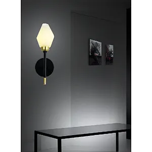 2022 European modern luxury irregular glass wall lamp