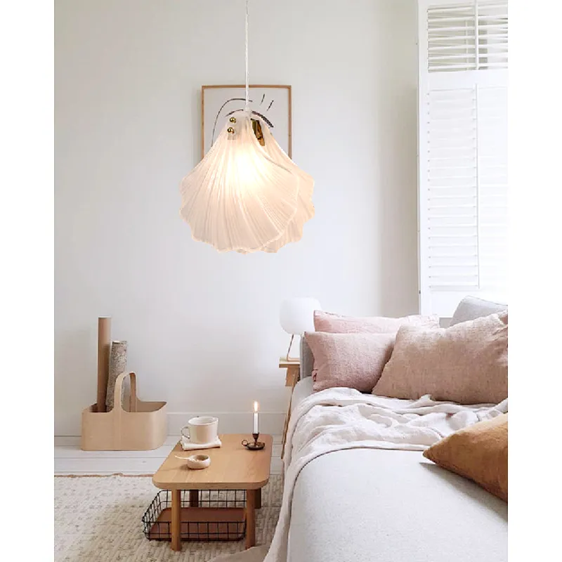 2023 Italian style modern luxury frosted pendant lamp with glass shell shade
