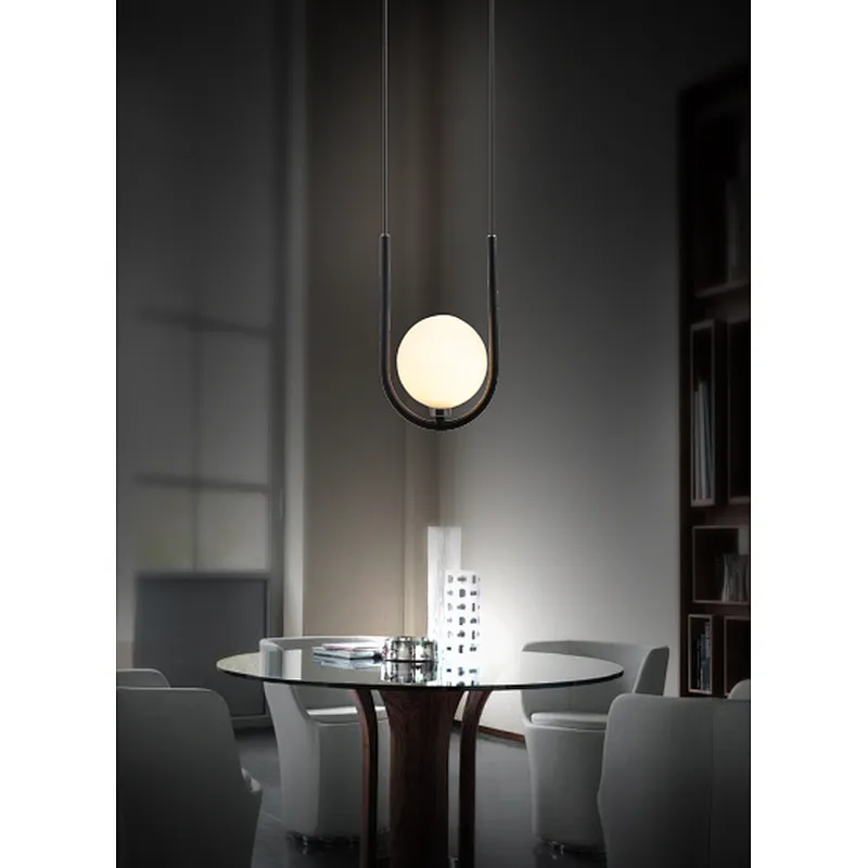 Hot sale Nordic modern simple glass pendant light in China