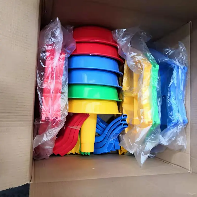 wholesale china made scallop children table for kids kindergarten school