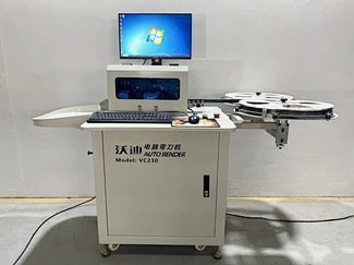 Automatic creasing machine