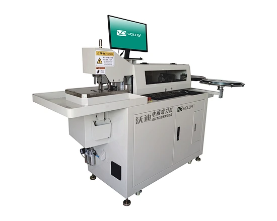 High efficiency auto blade bending machine