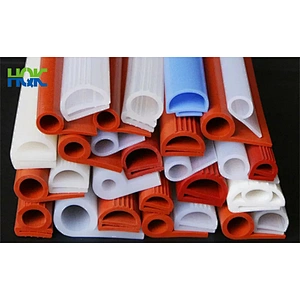 Customized Heat & Low Temperature Resistant E P Shaped Silicone Rubber Seal Strip for Oven Door Seal
