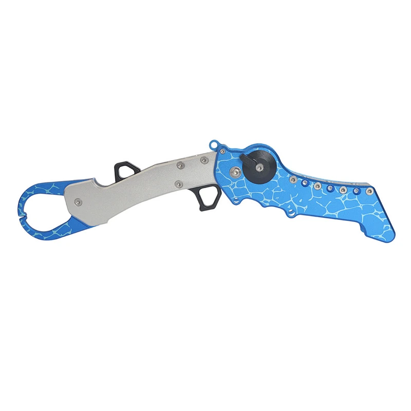 Multifunctional collaspsiable fishing lip grip