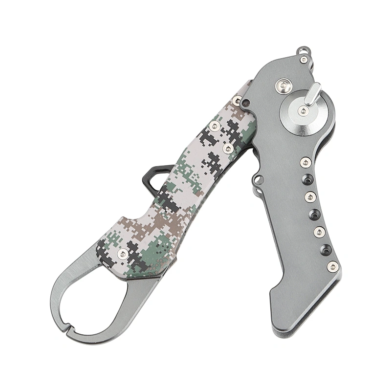 Multifunctional collaspsible fishing lip grip
