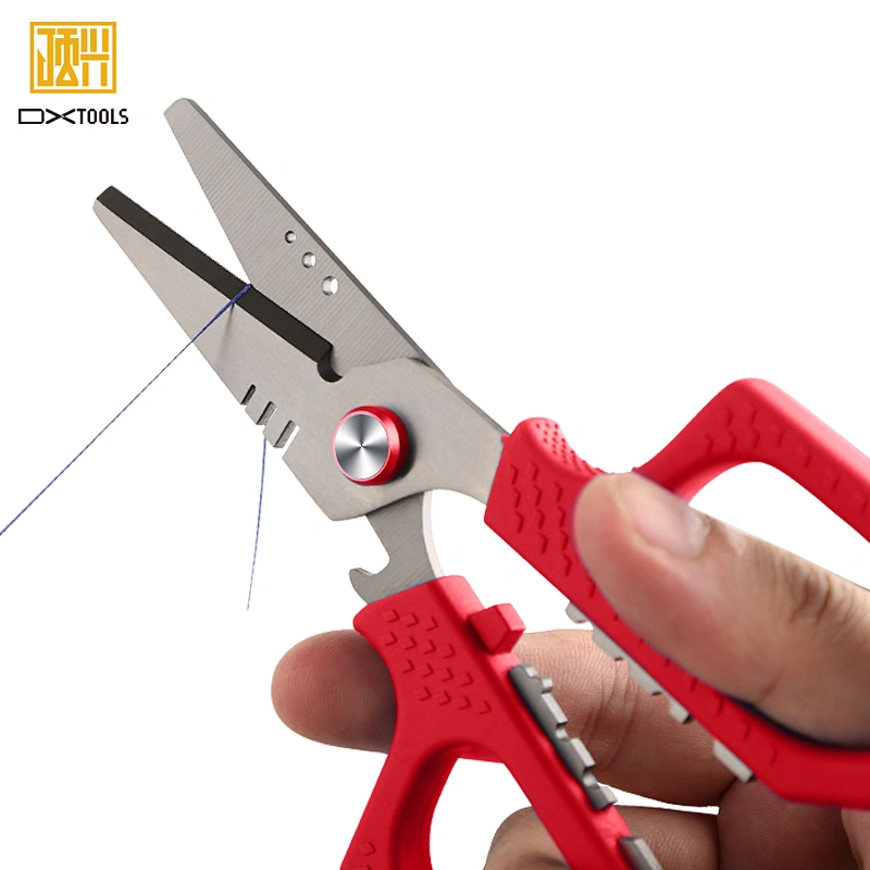 Multifunctional fishing scissor