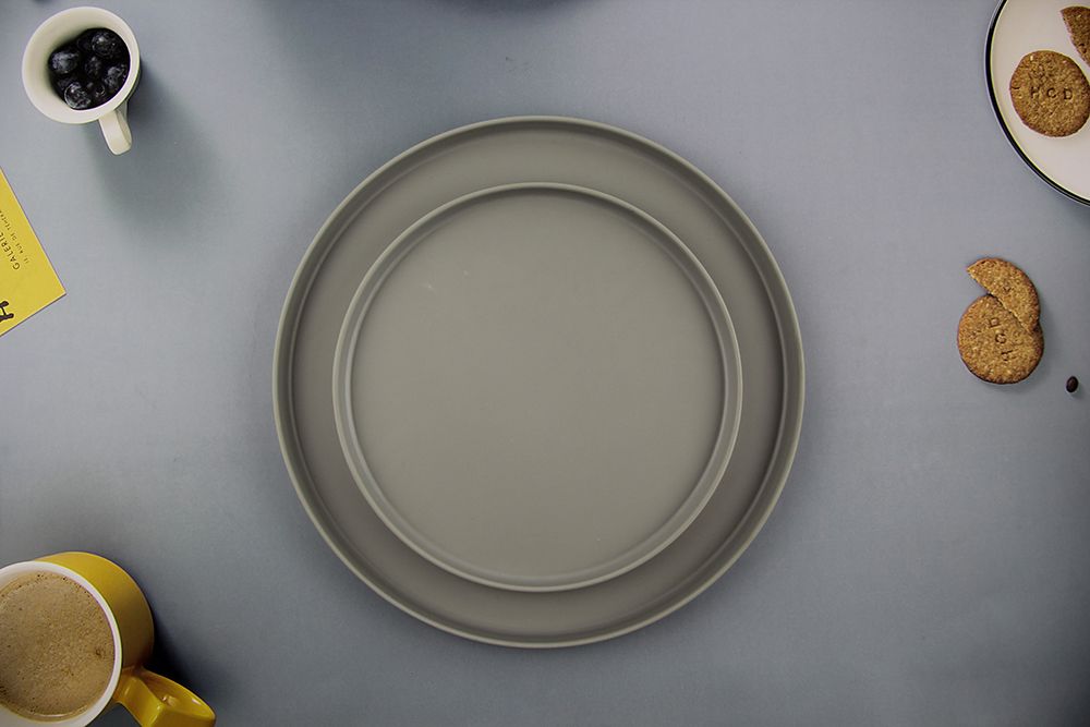 Melamine dinnerware for 4