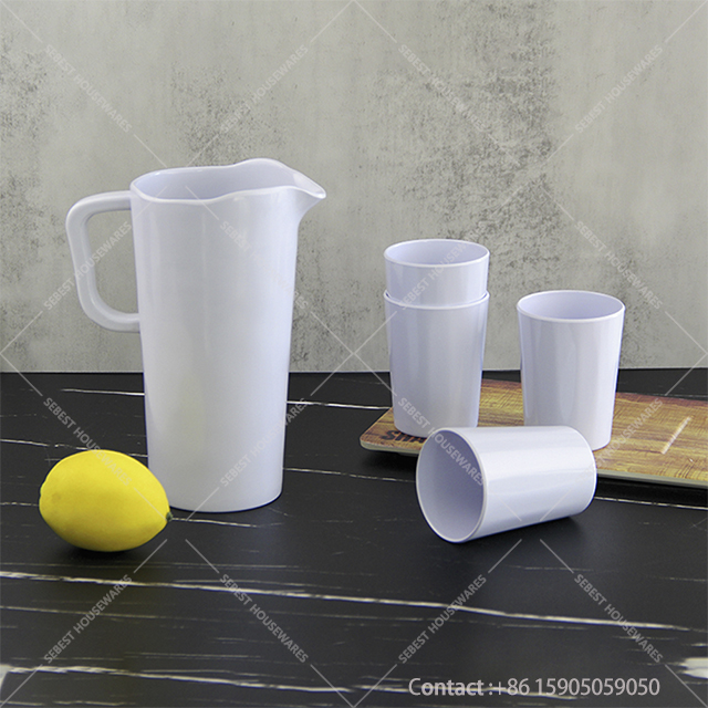 melamine pitcher