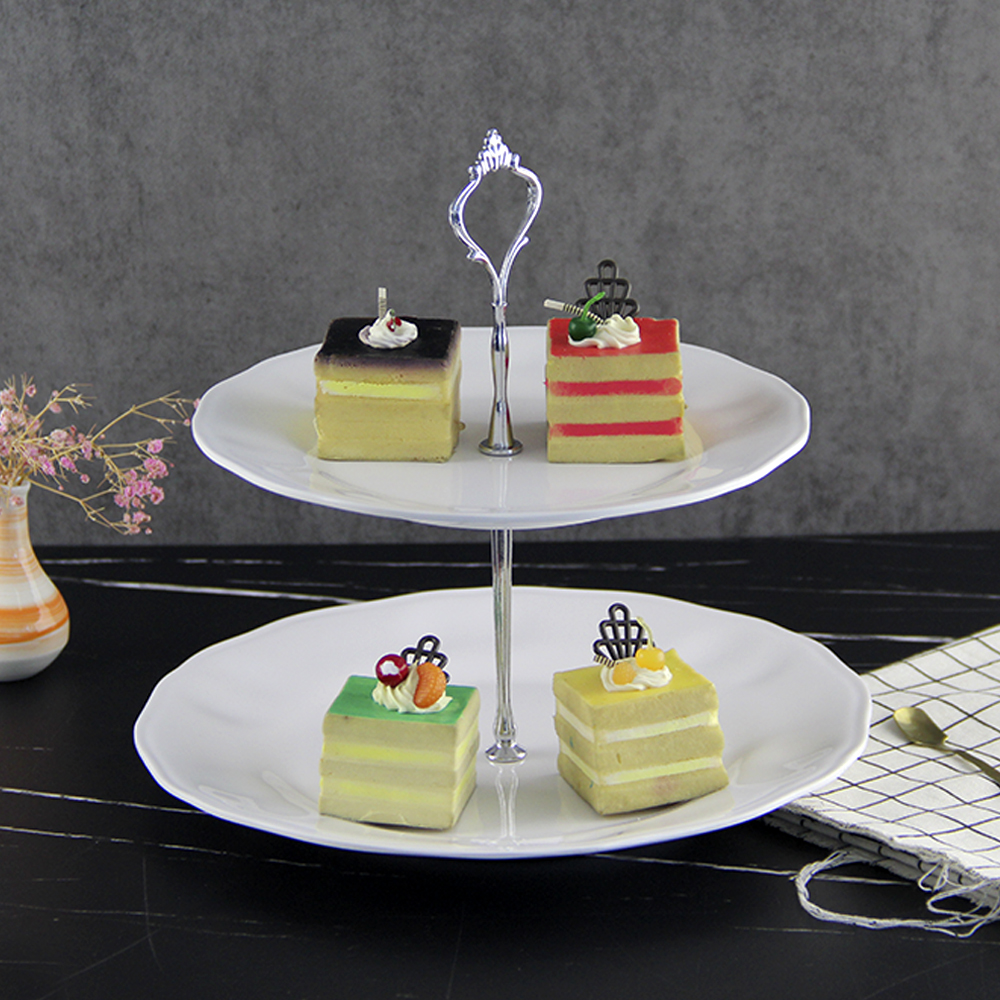 dessert stands